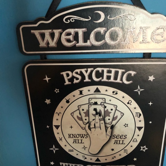 Psychic Tarot Card Reader sign - Picture 2 of 6